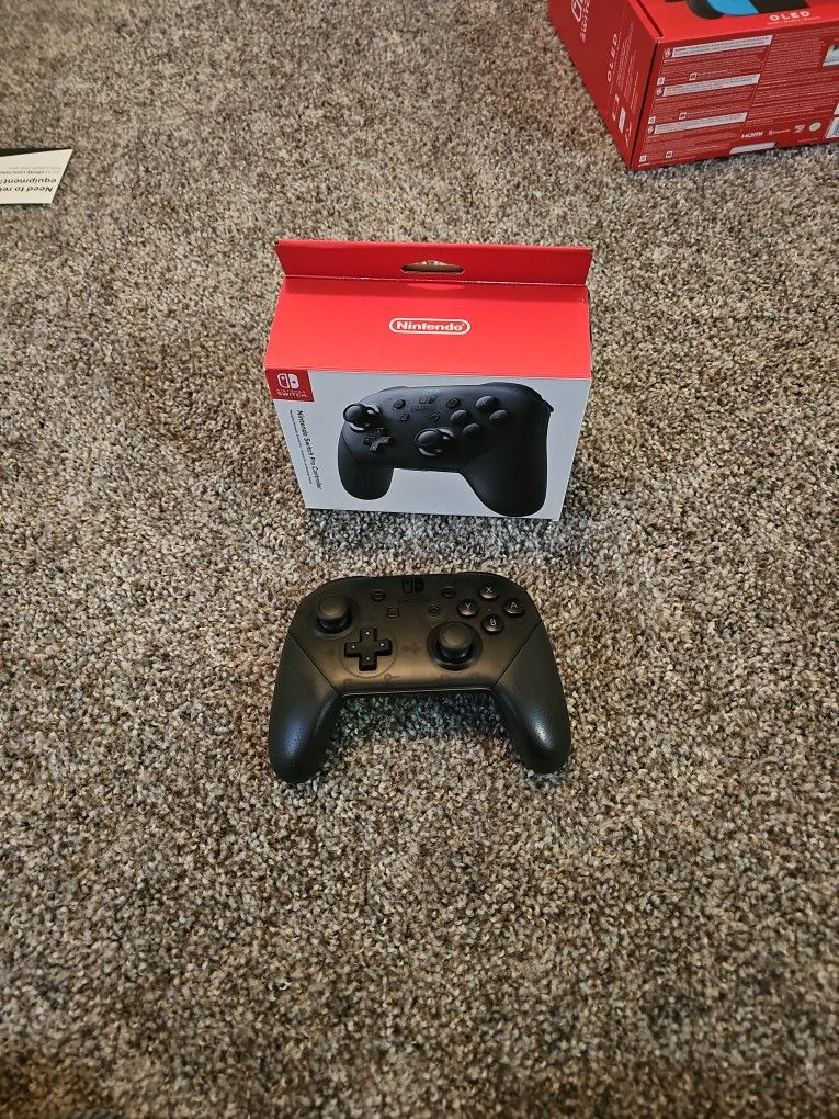 [Like-New] Nintendo Switch Pro Controller