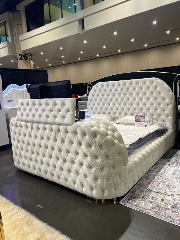 $20 Down Finance Sectional Sofa Sleeper Bedroom Set Queen Bed King Bed Mattress Dining Table Bunk Bed Vanity