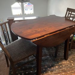 Dining Room Table 
