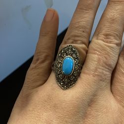 Beautiful  silver  ring