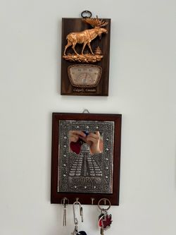 Key holder and wall thermometer
