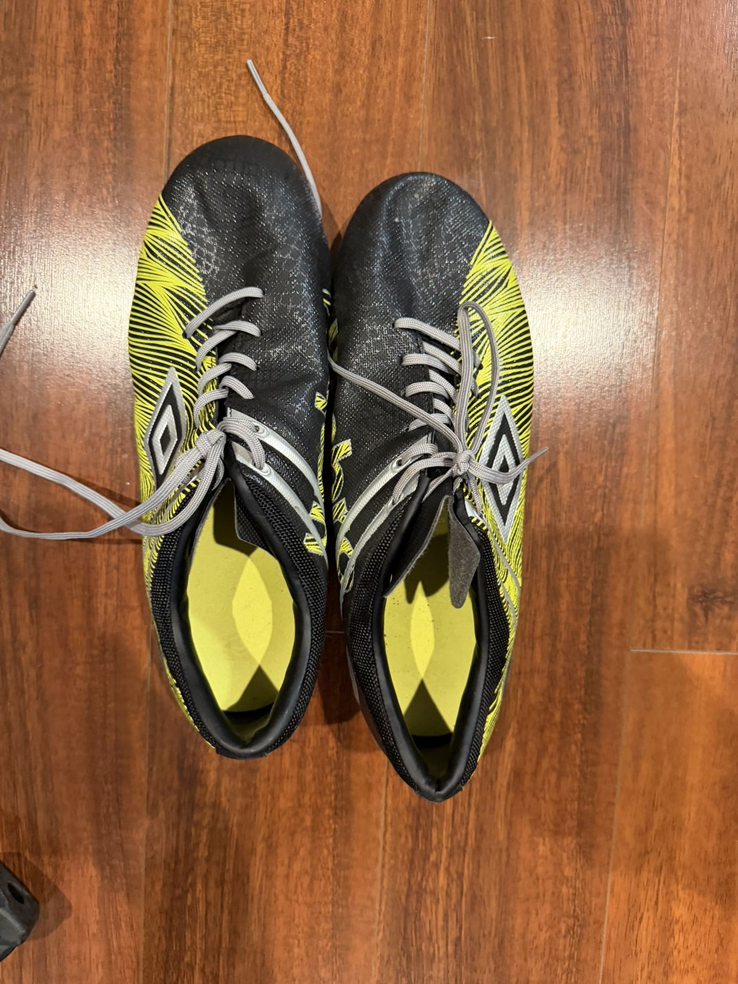 Umbro MENS CLUB CC SPYRO Yellow/Black