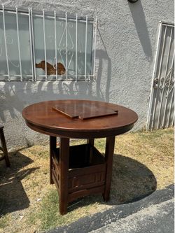 Free table and 6 chairs