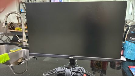 Monitor acer plus keyboard and mouse