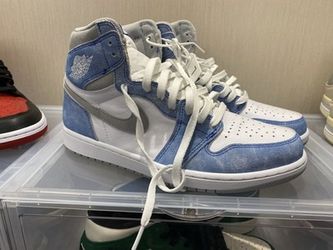 Air Jordan 1Water is blue