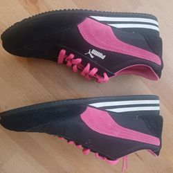 Vintage Puma Hot Pink And Black Sneakers Women's 9.5 