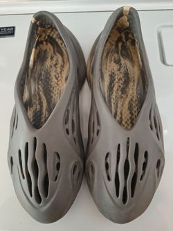 Yeezy foamrunners used size 13