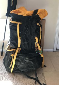 North Face Spectrum hiking bag