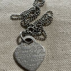 Tiffany & CO. Heart Necklace 