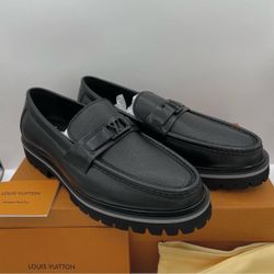 LV Loafer size 11