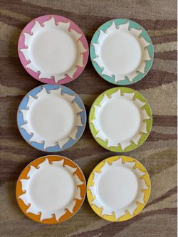 6 Porcelain Plates