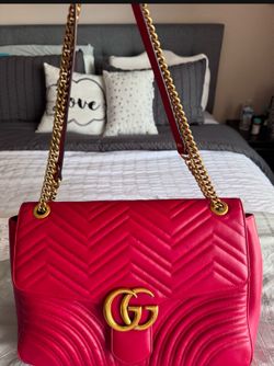 Authentic Beautiful Red Gucci Large Christmas Gift