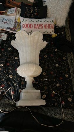 Urn lamp alabaster