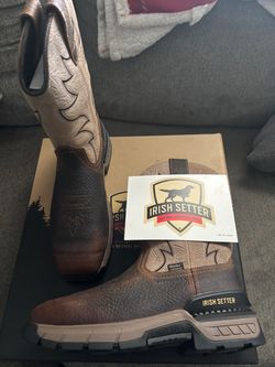 New Irish setters size 9