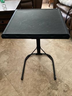 FOLDING  ADJUSTABLE ART DRAWING  TABLE