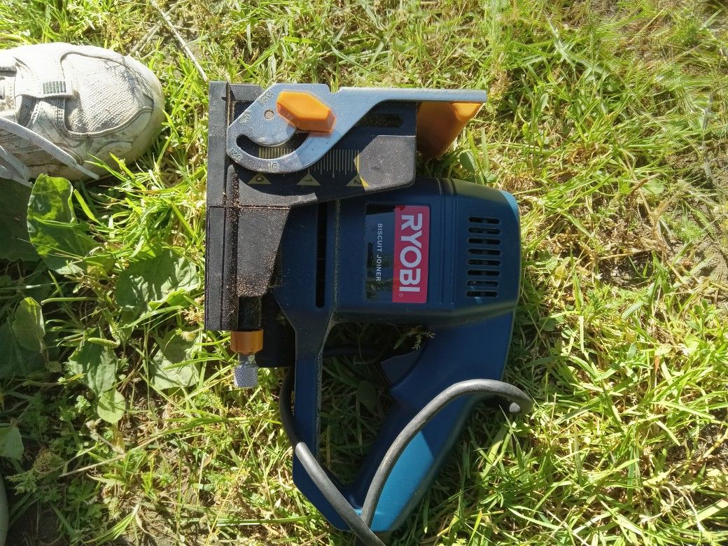 Ryobi Biscuit Joiner