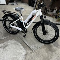 Senada HERALD All Terrain Fat Tire Electric Bike
