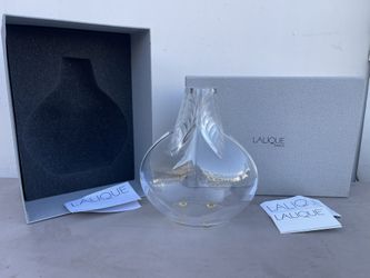 Vintage Lalique Clear & Frosted Glass "Osumi" Vase, France