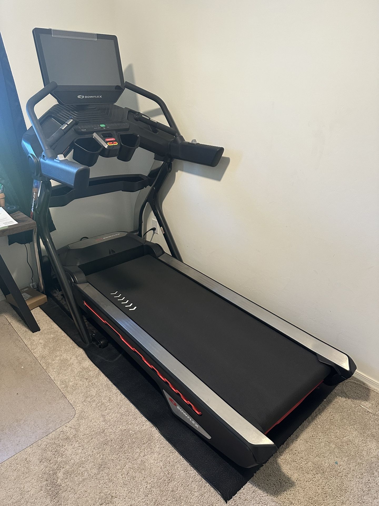 Bowflex 22 Folding Treadmill