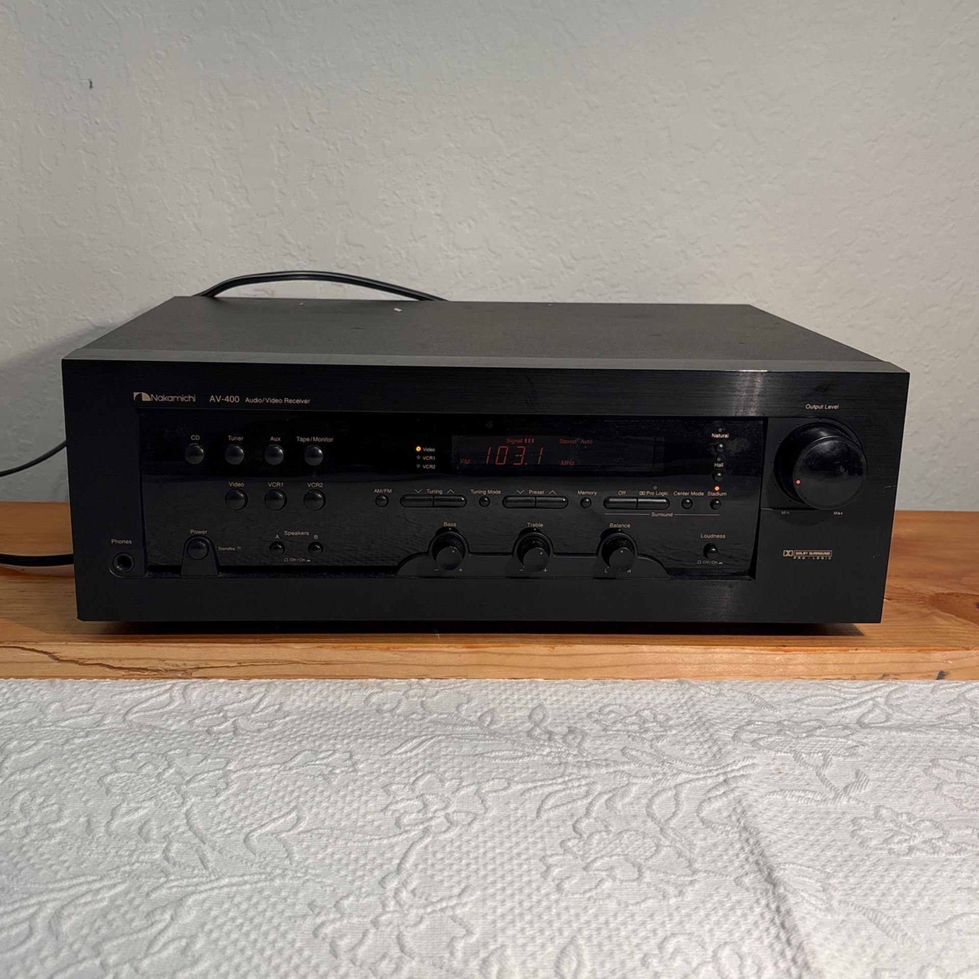 Nakamichi Receiver/ Bose 201 Series Speakers