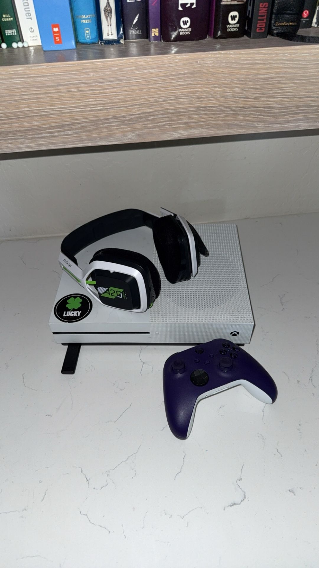 Xbox One S Bundle (Console, Controller, And Headset 
