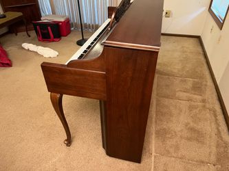 Free Pianos, baby grand and upright