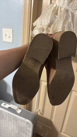 Brown boots Size 8