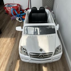 6v Mercedes Benz Kids Truck