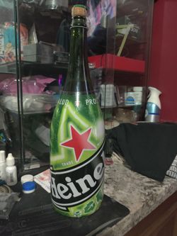 Heineken Beer Collectors Edition 1.5L Glass Bottle 2000 Millenium Collectible