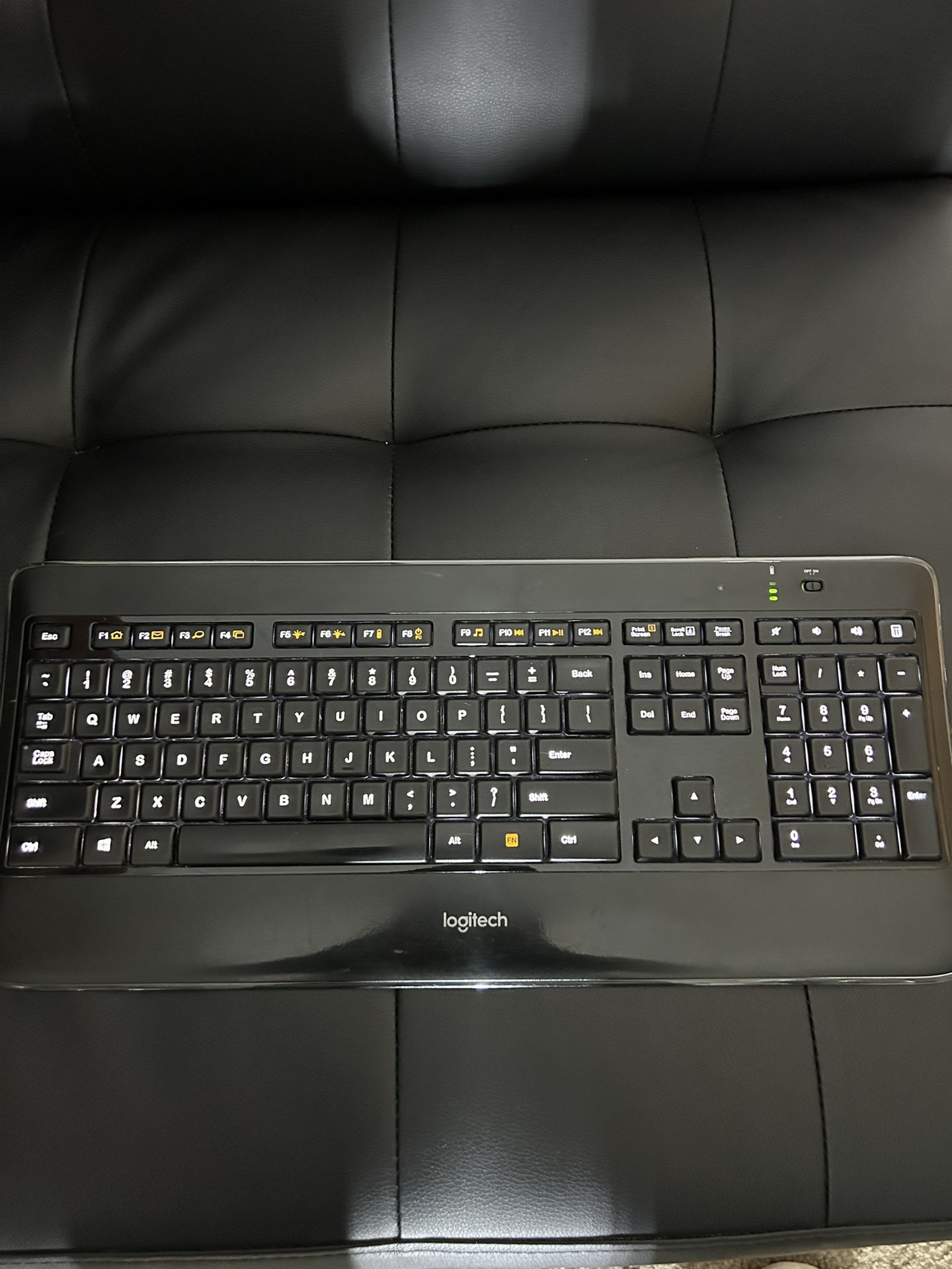 Logitech Illuminated Wireless Keyboard
