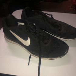 Women Nike 7.5