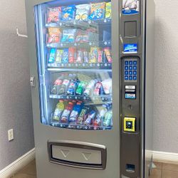 Seaga Combo Vending Machine – Snacks & Drinks