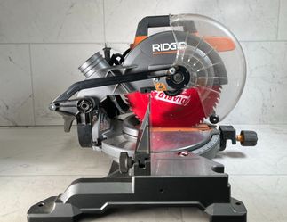 Ridgid R4110 10in Compound Miter Saw (A1G011661)