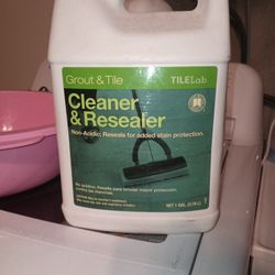 Grout Cleaner And Resealer One Gallon 