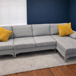 Modern Gray Sectional Sofa – Excellent Condition