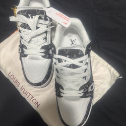 Louis Vuitton Sneakers