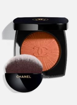 Chanel  BLUSH LUMIERE ILLUMINATRICE Blush Powder Pêche Rosee