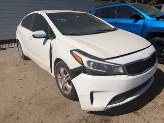 2018 Kia Forte 2.0L For Parts