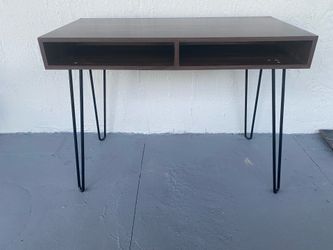Escritorio $25