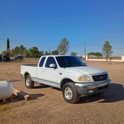 2000 Ford Lariat F150 4x4