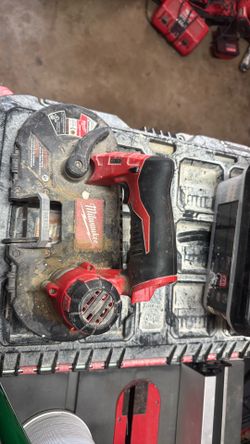 Milwaukee band saw