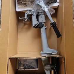 BRAND New!!! Honda 2.3L 4 Stroke Motor 