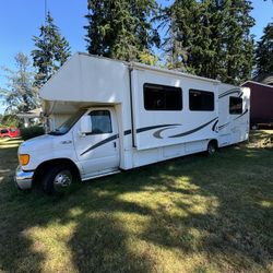 2003 Ford Four Winds 30ft