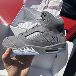 Nike Air Jordan Retro 5 ‘Wolf Grey’  Size 8