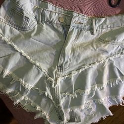 Woman’s Shorts
