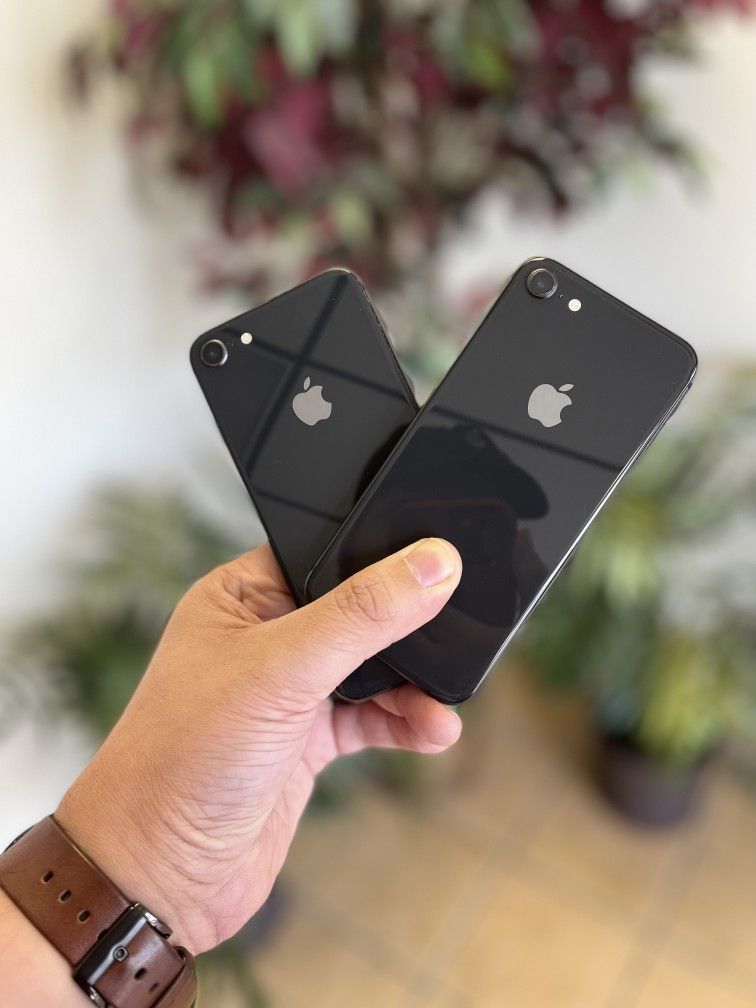 iPhone 8 Factory Unlocked All Carriers - Mexico - International