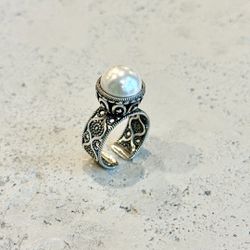 New Silver Ring With pearl