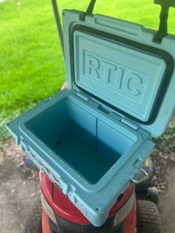 20 qt RTIC wileyx Cooler baby blue