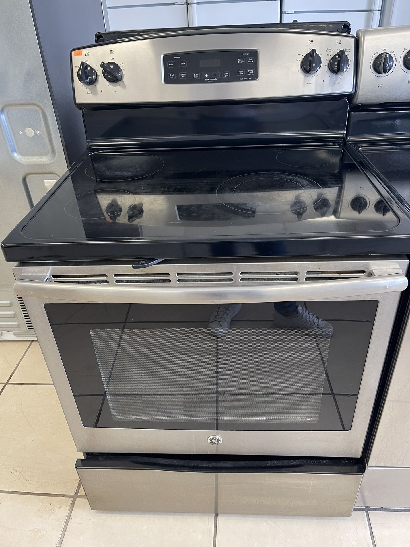 GE GLASS TOP STOVE STAINLESS STEEL