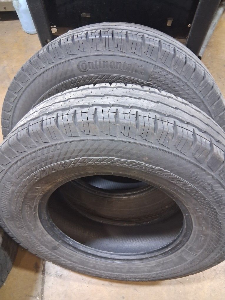 2 CONTINENTAL TIRES